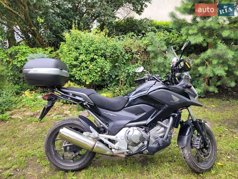 Мотоцикл Многоцелевой (All-round) Honda NC 700X 2012 в Пустомытах