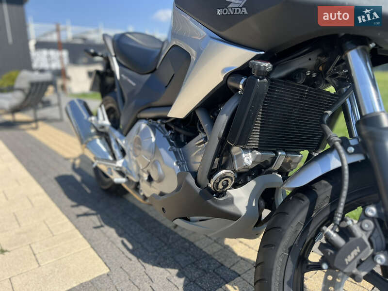 Мотоцикл Спорт-туризм Honda NC 700X 2016 в Львове фото 7 Мотоцикл Спорт-туризм Honda NC 700X 2016 в Львове