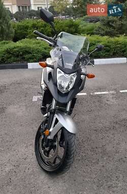 Мотоцикл Спорт-туризм Honda NC 700X 2012 в Пісочині