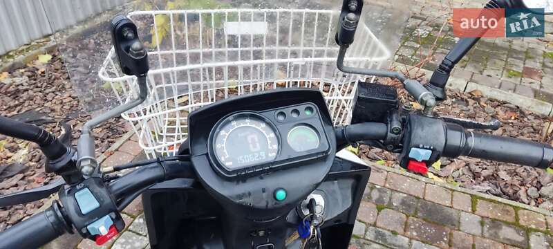 Скутер Honda NC 700X 2017 в Ужгороді фото 5 Скутер Honda NC 700X 2017 в Ужгороді