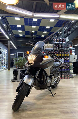 Мотоцикл Туризм Honda NC 700XA 2013 в 