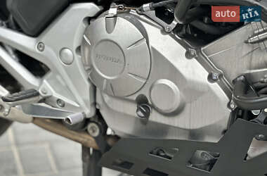 Мотоцикл Спорт-туризм Honda NC 700XA 2012 в 