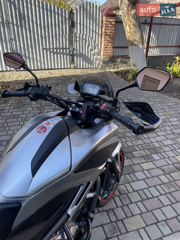 Мотоцикл Спорт-туризм Honda NC 700XA 2012 в Тараще фото 5 Мотоцикл Спорт-туризм Honda NC 700XA 2012 в Тараще