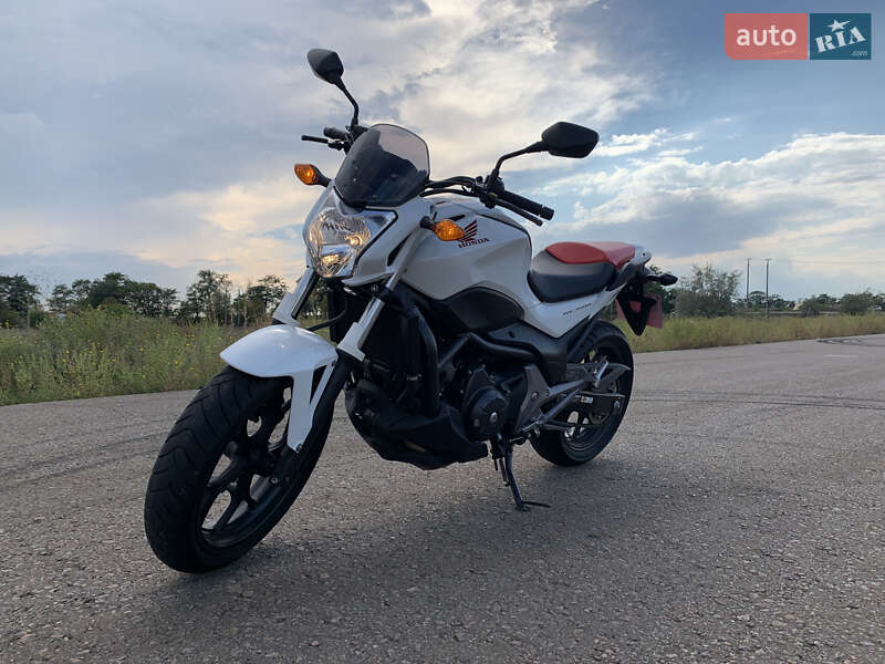 Мотоцикл Без обтікачів (Naked bike) Honda NC 750S 2015 в Одесі