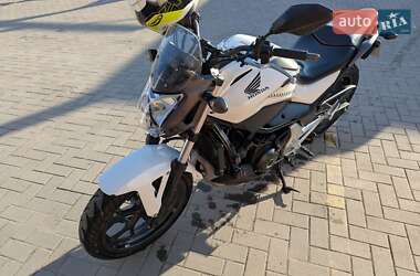 Мотоцикл Без обтікачів (Naked bike) Honda NC 750S 2014 в Шепетівці