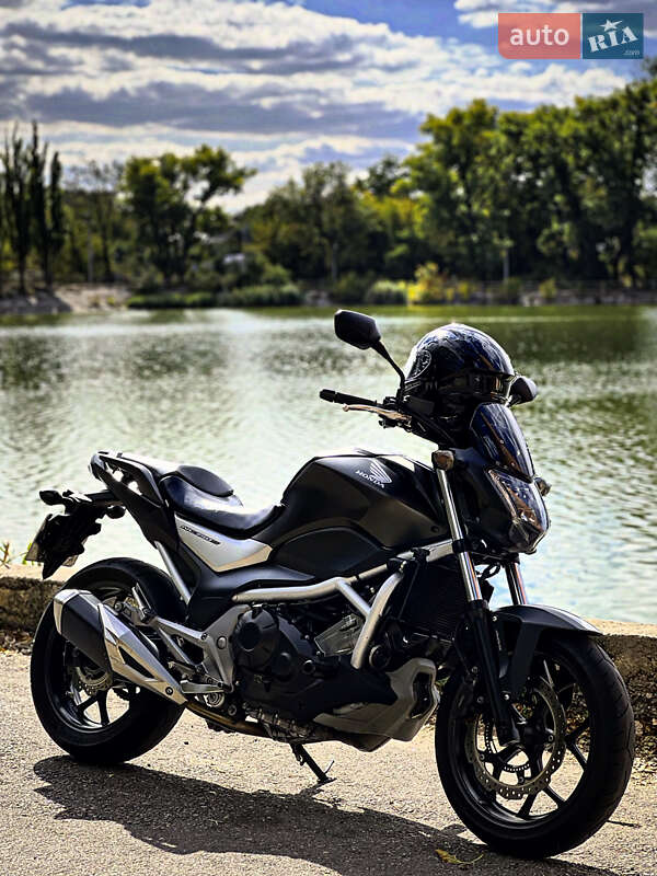 Мотоцикл Спорт-туризм Honda NC 750S 2016 в Кропивницком фото 3 Мотоцикл Спорт-туризм Honda NC 750S 2016 в Кропивницком