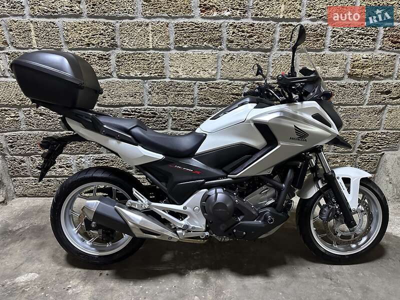 Honda NC 750X 2016