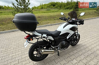 Мотоцикл Многоцелевой (All-round) Honda NC 750X 2016 в 