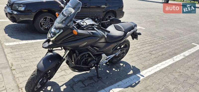 Мотоцикл Без обтекателей (Naked bike) Honda NC 750X 2017 в Кременчуге