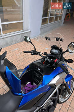 Мотоцикл Туризм Honda NC 750X 2016 в 