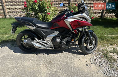 Мотоцикл Спорт-туризм Honda NC 750X 2024 в 
