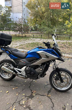 Мотоцикл Туризм Honda NC 750X 2016 в 