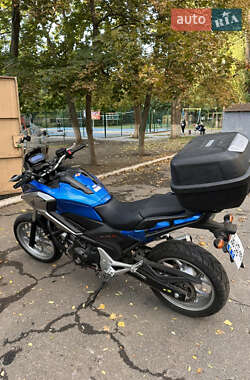 Мотоцикл Туризм Honda NC 750X 2016 в 