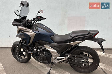 Мотоцикл Спорт-туризм Honda NC 750X 2024 в 