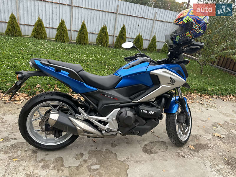 Honda NC 750X 2016