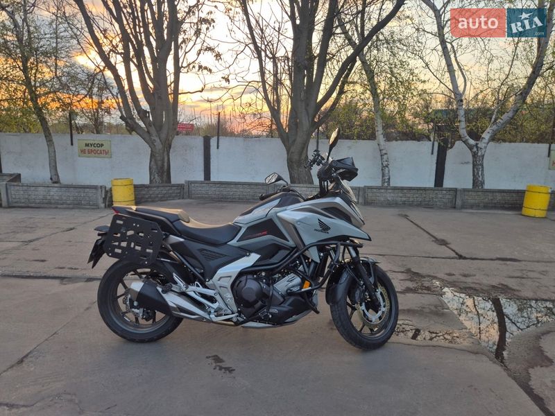 Мотоцикл Многоцелевой (All-round) Honda NC 750X 2024 в Павлограде фото 5 Мотоцикл Многоцелевой (All-round) Honda NC 750X 2024 в Павлограде