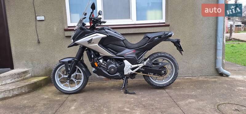 Мотоцикл Многоцелевой (All-round) Honda NC 750XA 2017 в Черновцах