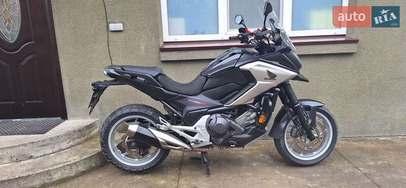 Мотоцикл Многоцелевой (All-round) Honda NC 750XA 2017 в Черновцах