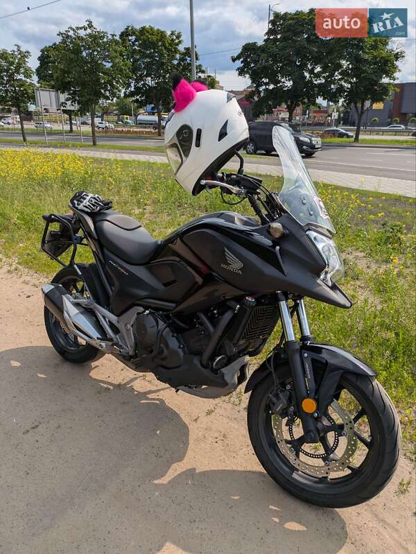 Мотоцикл Многоцелевой (All-round) Honda NC 750XA 2014 в 