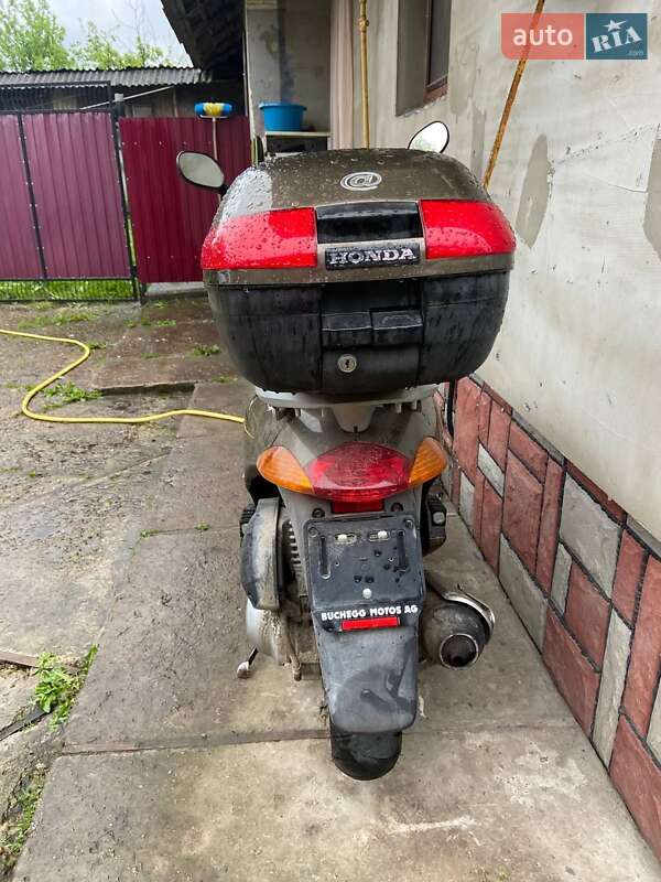 Скутер Honda NES 125 2001 в Львове