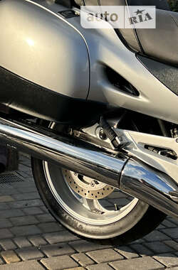 Мотоцикл Туризм Honda NT 650V Deauville 2004 в 