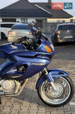 Мотоцикл Туризм Honda NT 650V Deauville 2004 в 