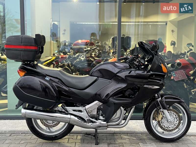 Honda NT 650V Deauville 1998 Honda NT 650V Deauville 1998