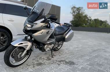 Мотоцикл Туризм Honda NT 700V 2010 в 