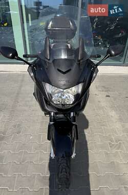 Мотоцикл Спорт-туризм Honda NT 700V 2006 в 
