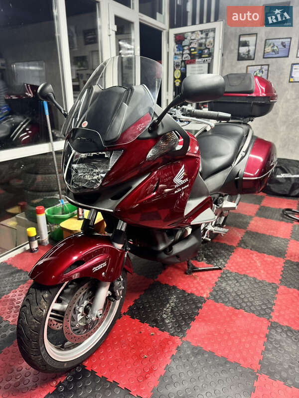 Мотоцикл Туризм Honda NT 700V 2010 в Киеве