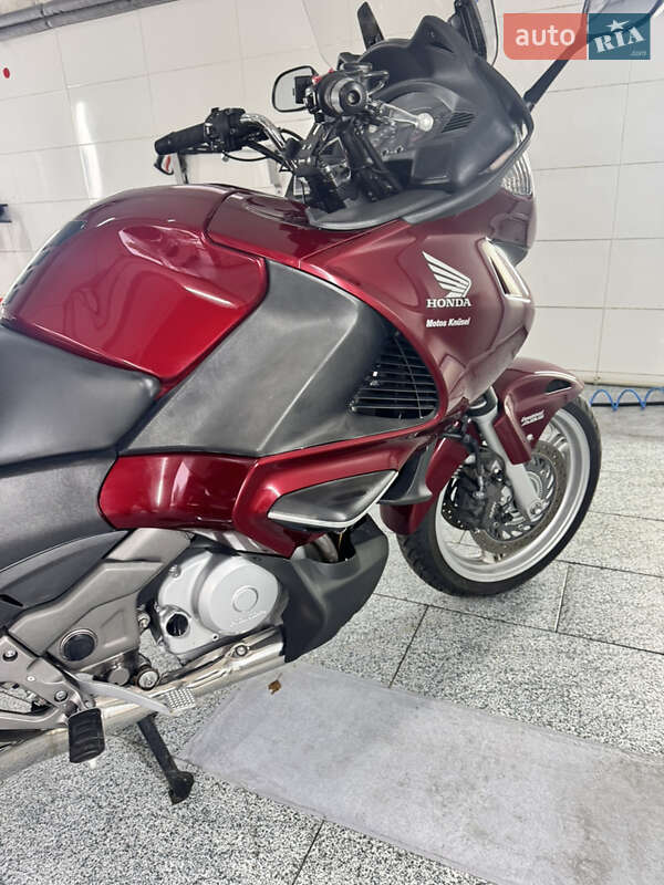 Мотоцикл Туризм Honda NT 700V 2010 в Киеве