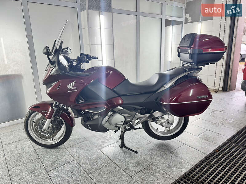 Мотоцикл Туризм Honda NT 700V 2010 в Киеве
