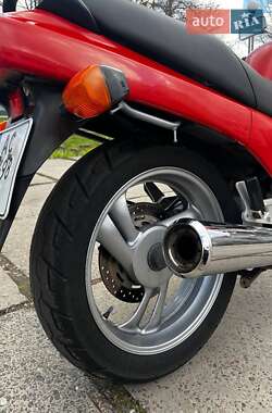 Мотоцикл Классик Honda NTV 650 (Revere) 1995 в 