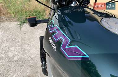 Мотоцикл Классик Honda NTV 650 (Revere) 1997 в 
