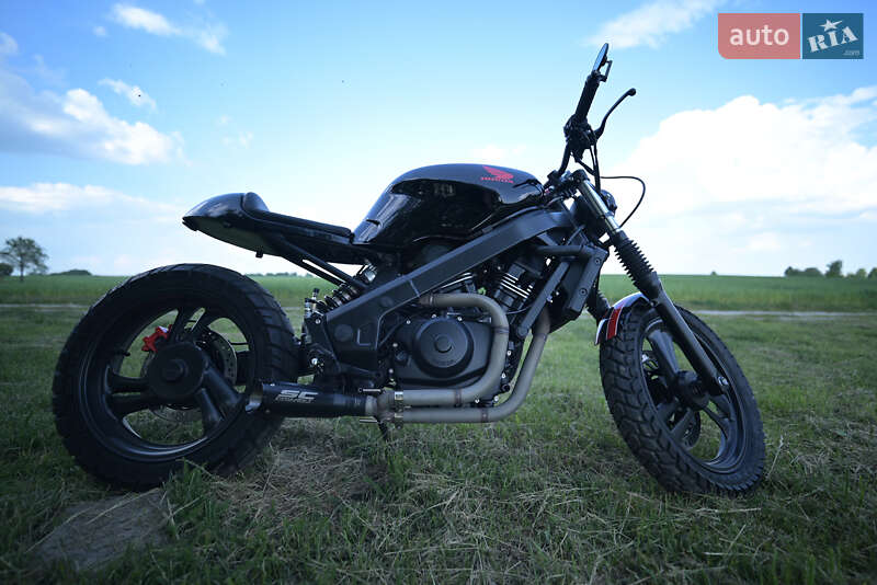 Кафе рейсер Honda NTV 650 (Revere) 1996 в Луцьку