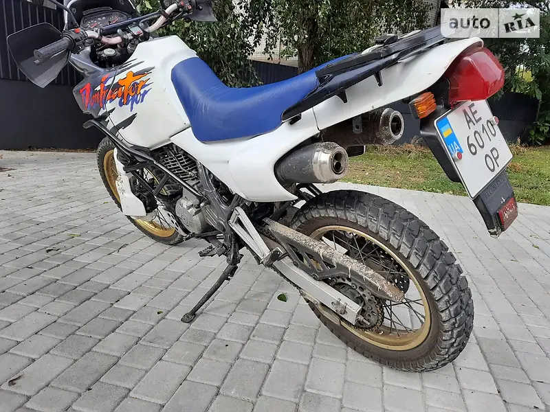 Мотоцикл Внедорожный (Enduro) Honda NX 650 Dominator 2001 в 