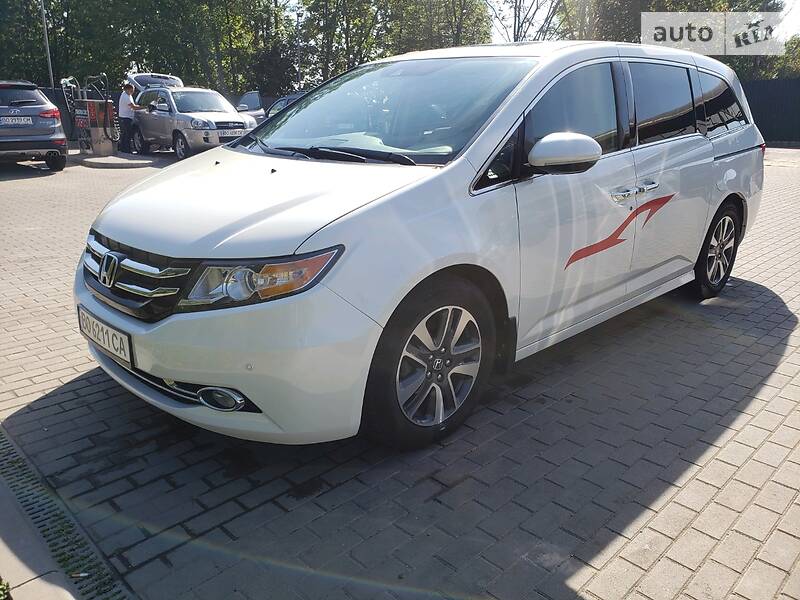 Минивэн Honda Odyssey 2017 в Тернополе