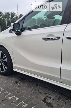 Мінівен Honda Odyssey 2017 в Дніпрі