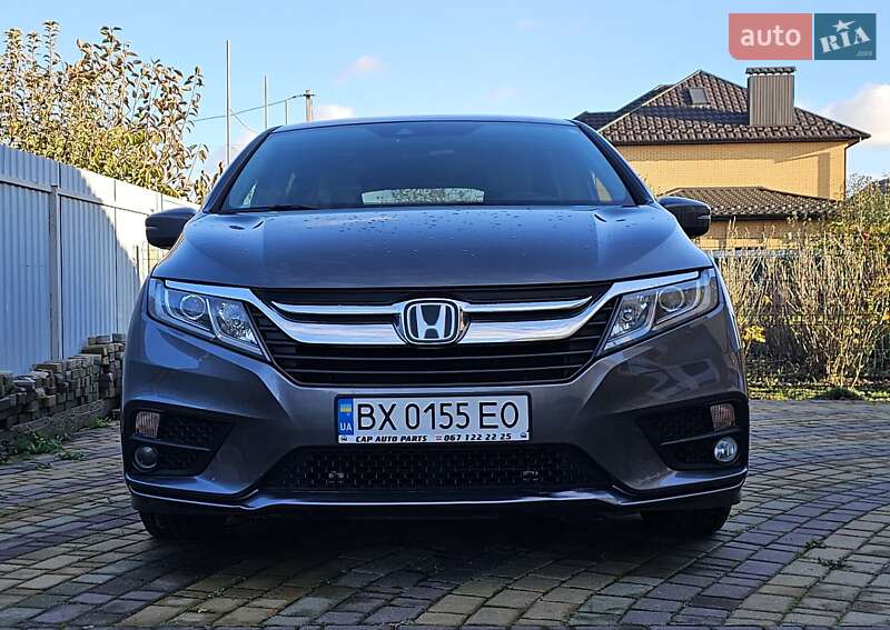 Минивэн Honda Odyssey 2019 в Хмельницком