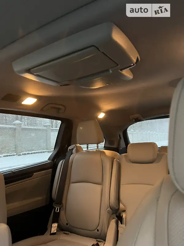 Honda Odyssey 2019 VIN 5FNRL6H98KB107774 фото оголошення 3 з 48