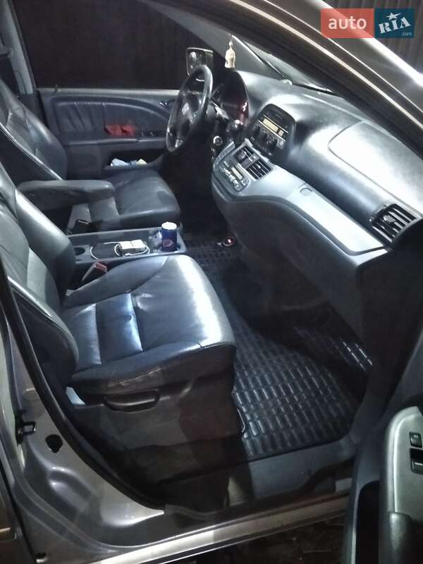 Минивэн Honda Odyssey 2006 в Киеве