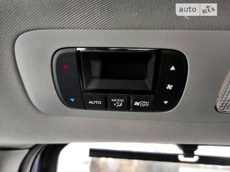 Мінівен Honda Odyssey 2016 в Харкові фото 6 Мінівен Honda Odyssey 2016 в Харкові
