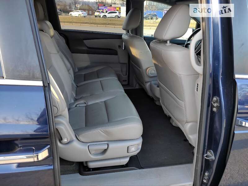 Мінівен Honda Odyssey 2016 в Харкові фото 12 Мінівен Honda Odyssey 2016 в Харкові