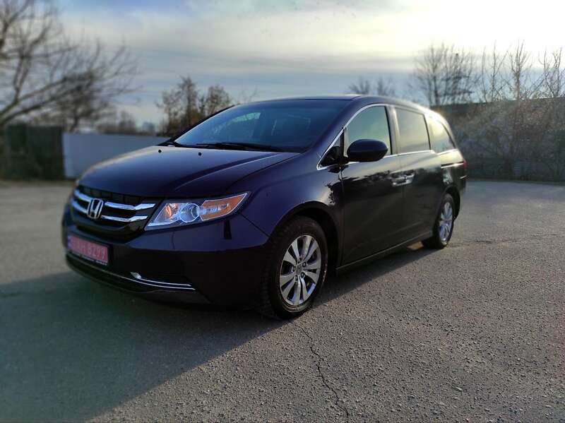 Мінівен Honda Odyssey 2016 в Харкові фото 17 Мінівен Honda Odyssey 2016 в Харкові
