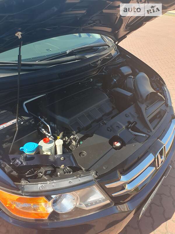 Минивэн Honda Odyssey 2014 в Хмельницком