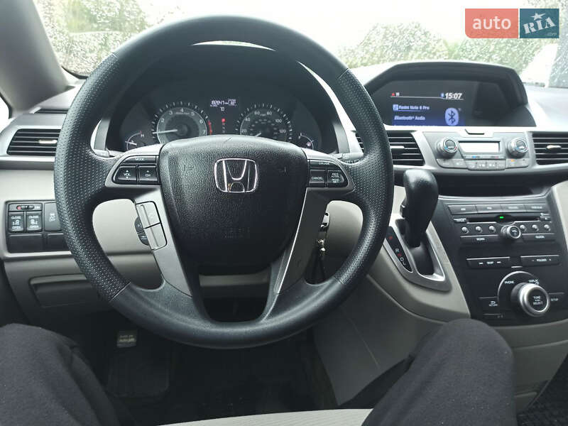 Минивэн Honda Odyssey 2012 в Черновцах