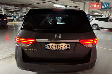 Минивэн Honda Odyssey 2014 в Киеве