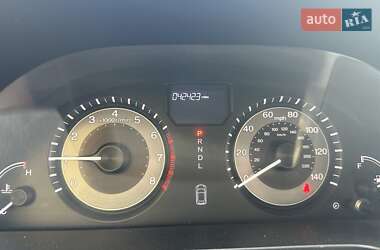 Минивэн Honda Odyssey 2016 в 