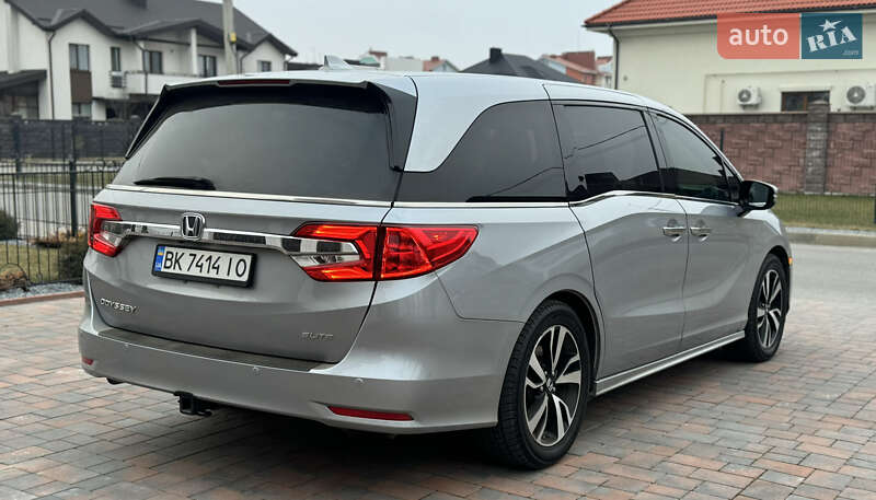 Мінівен Honda Odyssey 2017 в Рівному