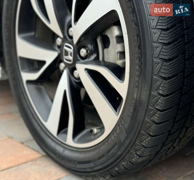 Мінівен Honda Odyssey 2017 в Рівному